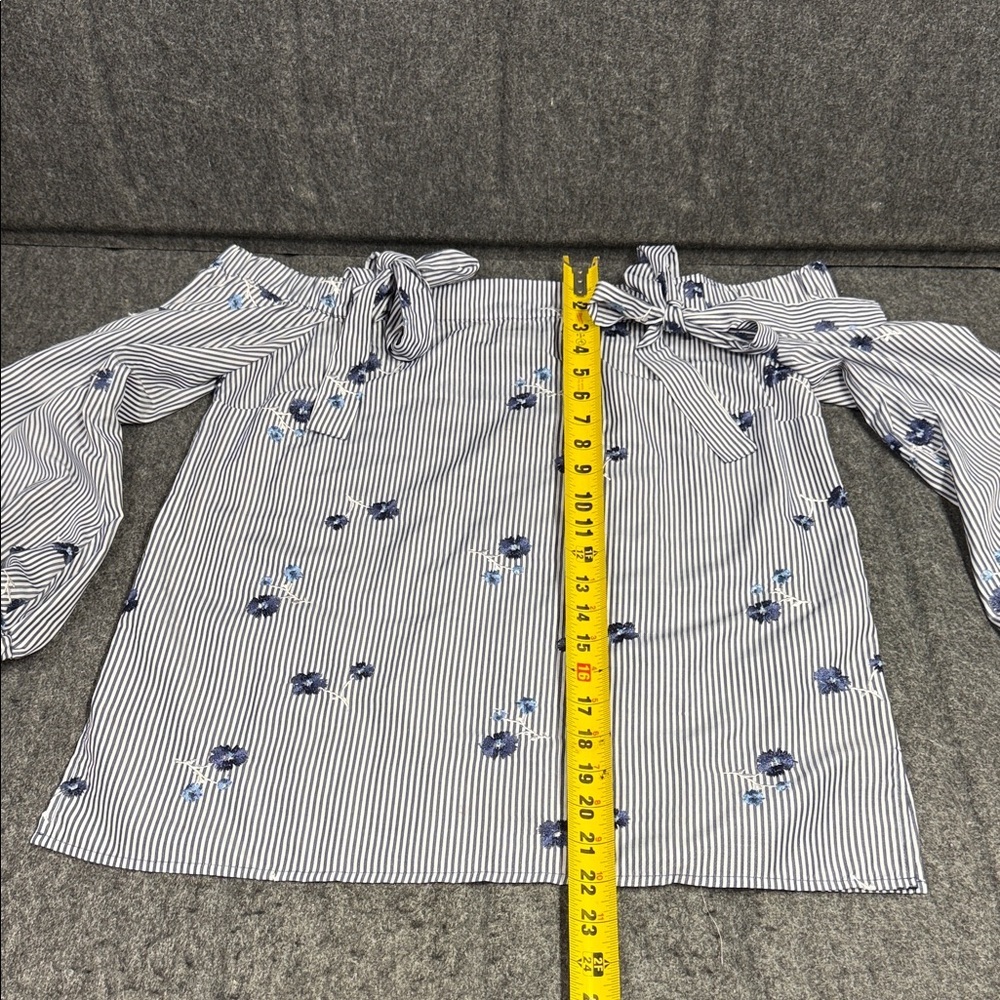 Michael Kors Blue Floral Striped Blouse - Picture 6 of 9